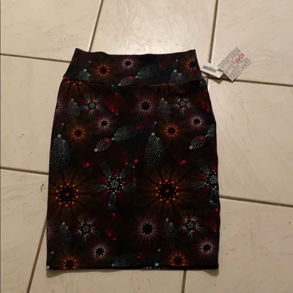 LuLaRoe skirt - Picture 1 of 4